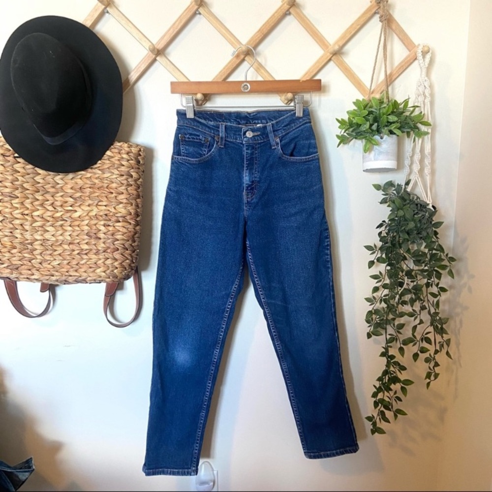 Levi’s | Vintage 550 Mom Jeans P393